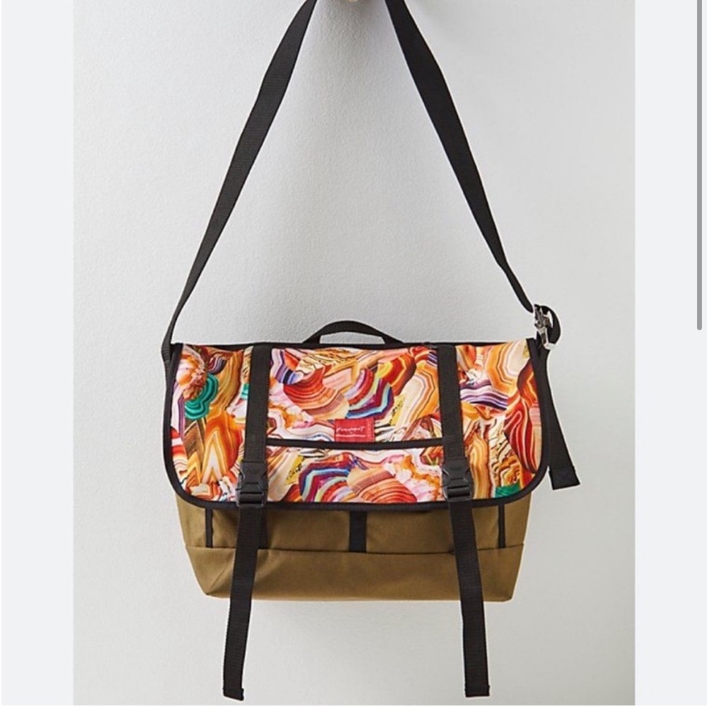 FREE PEOPLE × MANHATTAN PORTAGE Messenger Bag